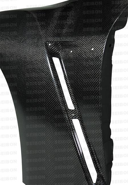 Seibon 09-10 Nissan GT-R R35 OEM Style Carbon Fiber Fenders